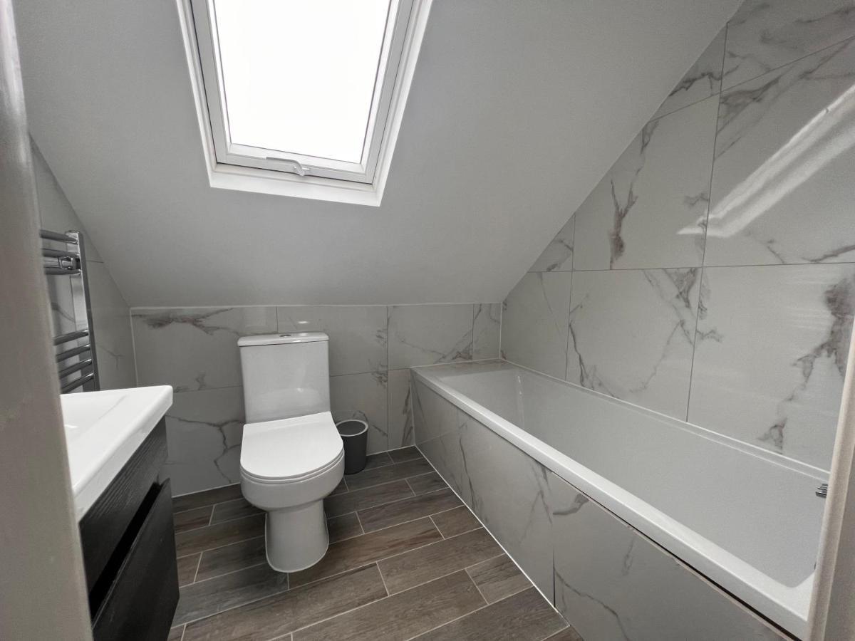 Star London Finchley Road 3-Bed Abode Apartment ภายนอก รูปภาพ